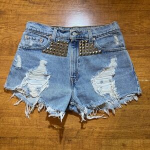 Levis 550 Vintage Custom Studded Distressed Denim Shorts Light Wash Size 11 JR S